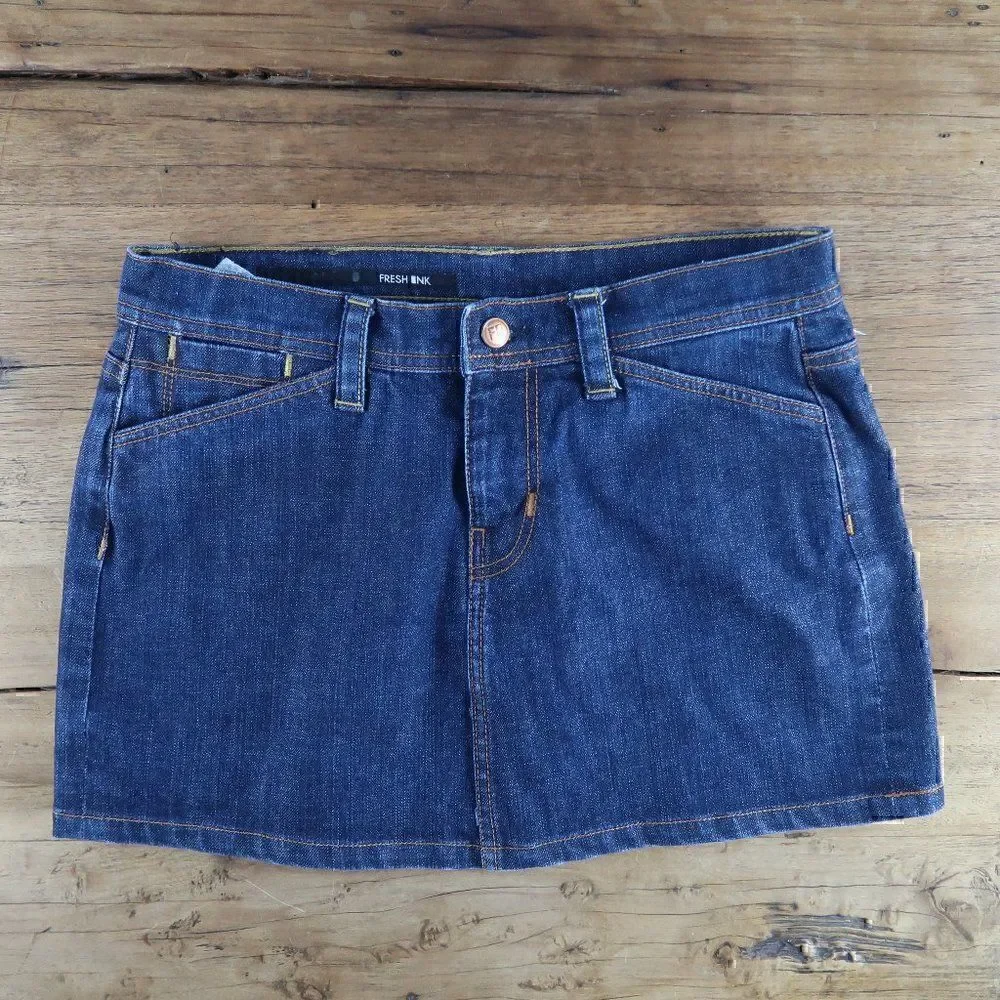 FRESH INK DARK WASH BLUE DENIM MINI SKIRT SIZE 28